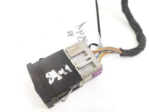 Used Switch Switch AUDI A4 B5 (8D2) 1.9 TDI (90 hp) 35229707 35229707