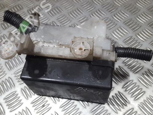 Used Fuse box Fuse box NISSAN ALMERA II Hatchback (N16) 2.2 Di (110 hp) 33500826 33500826