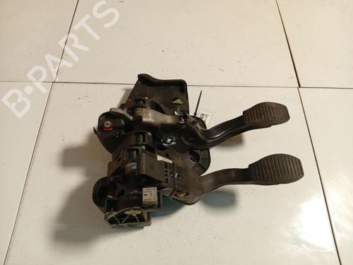 Used Clutch pedal Clutch pedal 34765955 34765955