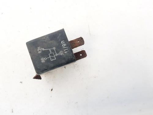 Elektronisk sensor Elektronisk sensor AUDI 80 B3 Saloon (893, 894, 8A2) 1.8 S (90 hp) 33096502 33096502