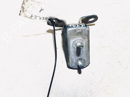 hingedoor-check-strap-toyota-yaris-verso-_p2_-1999-2000-2001-2002-2003-2004-2005-33071953 main image