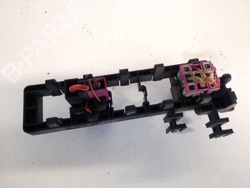 Fuse box SKODA OCTAVIA II (1Z3) 1.6 FSI | BP32954810E1 - Image 2
