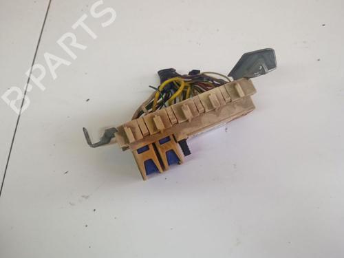 Used Fuse box Fuse box 35971945 35971945