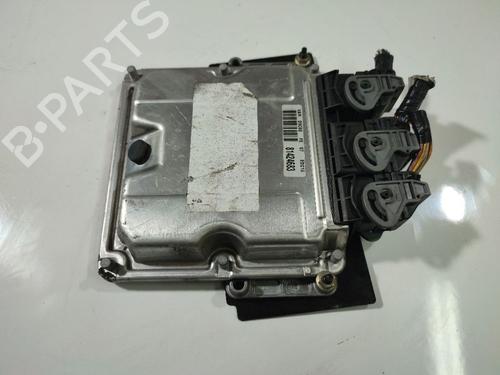 engine-control-unit-ecu-peugeot-406-8b-1995-1996-1997-1998-1999-2000-2001-2002-2003-2004-2005-32968873 main image