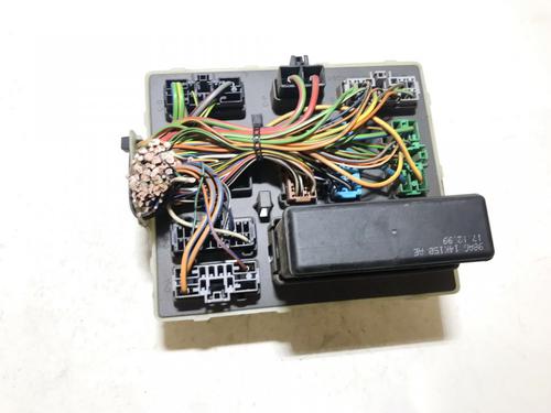 Used Fuse box Fuse box 33515456 33515456
