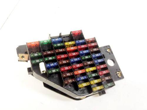 Used Fuse box SAAB 9-5 Estate (YS3E) 1.9 TiD (150 hp) 32967553
