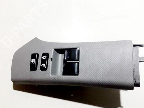 Used Switch Switch TOYOTA YARIS (_P9_) 1.4 D-4D (NLP90_, NLP90R) (90 hp) 33515227 33515227