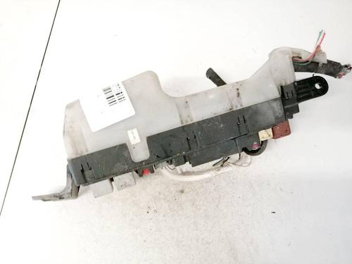 fuse-box-toyota-corolla-_e12_-2001-2002-2003-2004-2005-2006-2007-2008-32597981 main image
