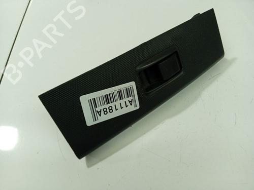 Used Switch TOYOTA COROLLA Verso (ZER_, ZZE12_, R1_) 2.2 D-4D (AUR10_, AUR10R) (136 hp) 32661704