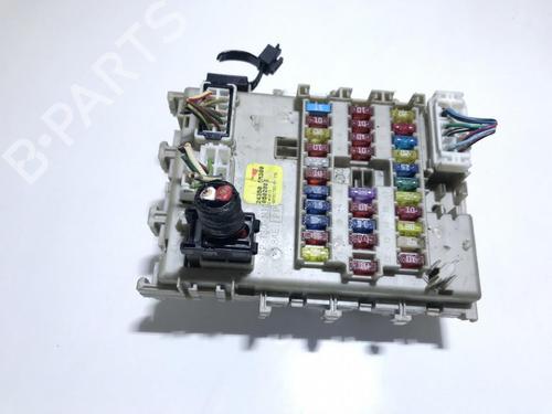 Used Fuse box Fuse box NISSAN ALMERA II Hatchback (N16) 2.2 Di (110 hp) 33501783 33501783