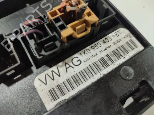 Electronic module VW GOLF V (1K1) 2.0 TDI | BP34924496M83 - Image 3