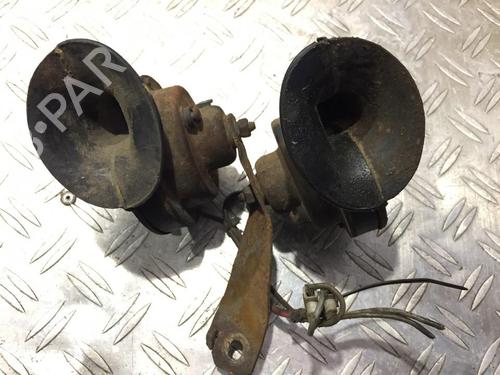 Used Horn Horn RENAULT LAGUNA I (B56_, 556_) 2.2 dT (B569) (113 hp) 35656943 35656943