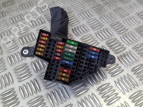 fuse-box-vw-golf-v-1k1-2003-2004-2005-2006-2007-2008-2009-2010-33494842 main image