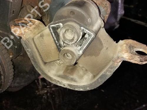 Used Engine mount Engine mount OPEL CORSA B (S93) 1.2 i (F08, F68, M68) (45 hp) 33485565 33485565