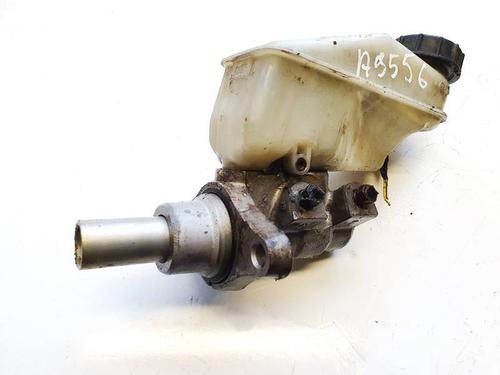 Used Brake master cylinder Brake master cylinder TOYOTA YARIS (_P9_) 1.4 D-4D (NLP90_, NLP90R) (90 hp) 35167506 35167506