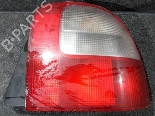 right-taillight-rover-400-ii-hatchback-rt-1995-1996-1997-1998-1999-2000-35656781 main image