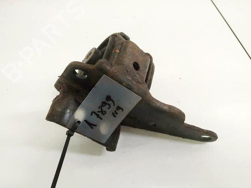 Used Engine mount Engine mount TOYOTA AVENSIS VERSO (_M2_) 2.0 D (CLM20_, CLM20R) (116 hp) 32899058 32899058