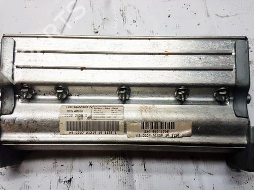 Used Passenger airbag Passenger airbag MERCEDES-BENZ S-CLASS (W220, V220) S 320 CDI (220.026, 220.126) (197 hp) 33061822 33061822