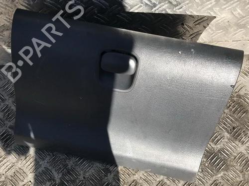 Used Glove box Glove box MAZDA 121 II (DB) 1.3 16V (DB3PA) (53 hp) 35834038 35834038