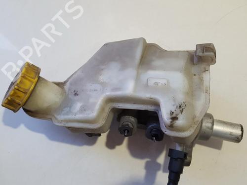 Used Brake master cylinder Brake master cylinder MAZDA 2 (DY) 1.4 (80 hp) 35843518 35843518