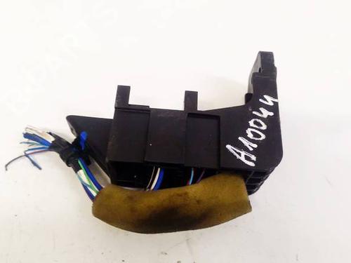 Used Fuse box Fuse box TOYOTA AURIS (_E15_) 2.0 D-4D (ADE150_, ADE150R) (126 hp) 32605903 32605903
