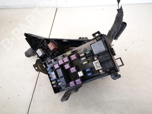 Used Fuse box Fuse box SUBARU LEGACY IV (BL) 2.5 AWD (BL9) (165 hp) 32899480 32899480