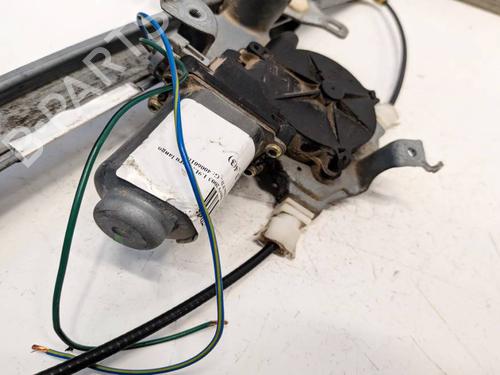 Right front window motor NISSAN PRIMERA Hatchback (P12) 1.9 dCi | BP37480578E20 - Image 2
