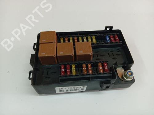 Used Fuse box Fuse box 38550373 38550373