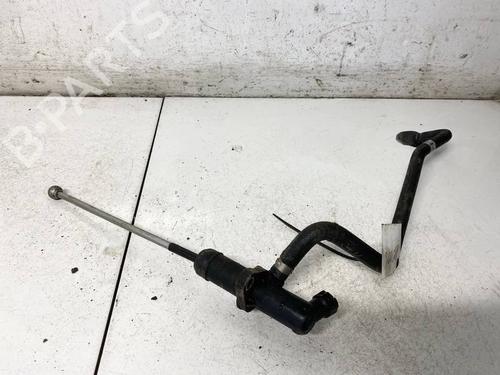 Used Clutch slave cylinder Clutch slave cylinder 35118584 35118584