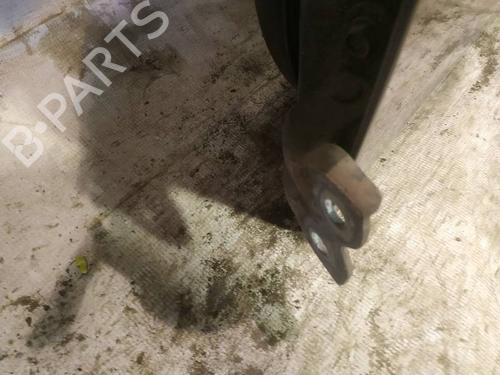 hingedoor-check-strap-toyota-corolla-verso-_e12_-2001-2002-2003-2004-2005-2006-2007-32559411 main image