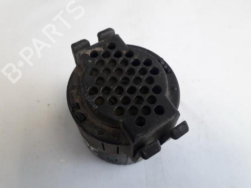 Used Speaker Speaker BMW 5 (E39) 525 tds (143 hp) 33505585 33505585