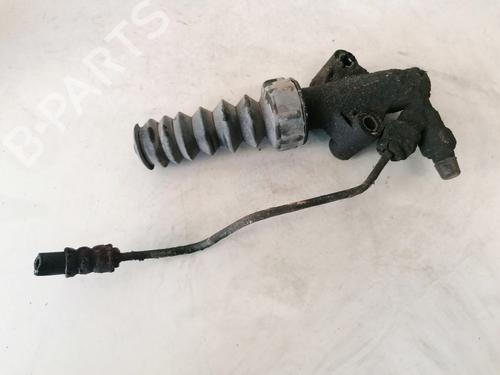 Used Clutch slave cylinder Clutch slave cylinder 35542319 35542319