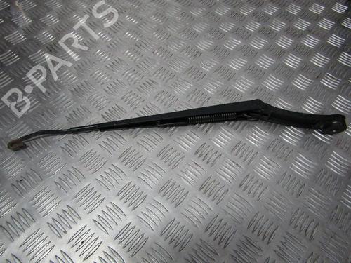 front-windshield-wiper-arm-kia-ceed-hatchback-ed-2006-2007-2008-2009-2010-2011-2012-33492439 main image