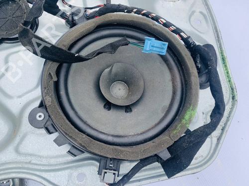speaker-volvo-c30-533-2006-2007-2008-2009-2010-2011-2012-2013-33093927 main image