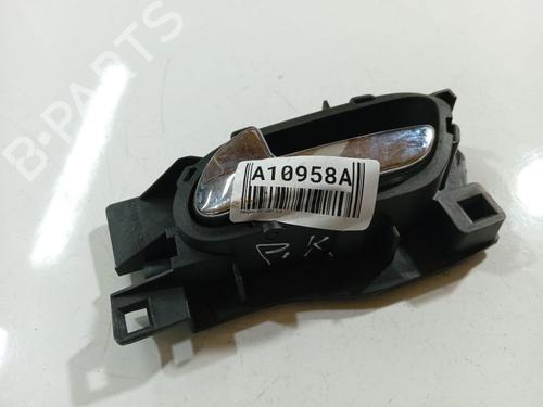 Used Front left interior door handle Front left interior door handle 34847854 34847854