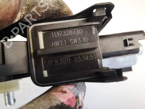 Left front window motor KIA SORENTO II (XM) 2.2 CRDi | BP35129480E21 - Image 3
