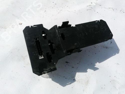 lamp-holder-vw-passat-b5-variant-3b5-1997-1998-1999-2000-2001-35525080 main image