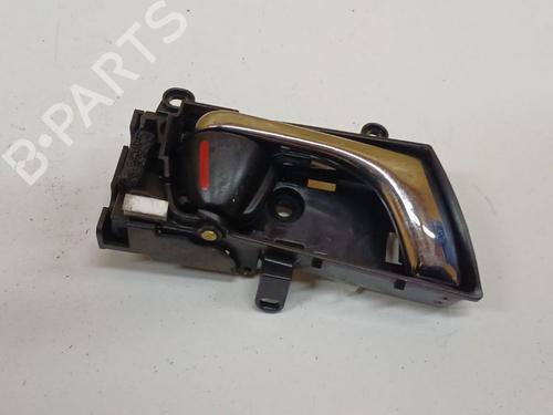 Used Front right interior door handle Front right interior door handle 37598171 37598171