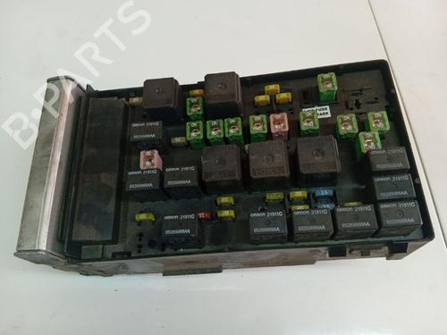 Used Fuse box Fuse box CHRYSLER VOYAGER IV (RG, RS) 2.8 CRD (150 hp) 33918374 33918374