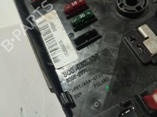 Fuse box VW PASSAT B6 (3C2) 1.9 TDI | BP32539099E1 - Image 3