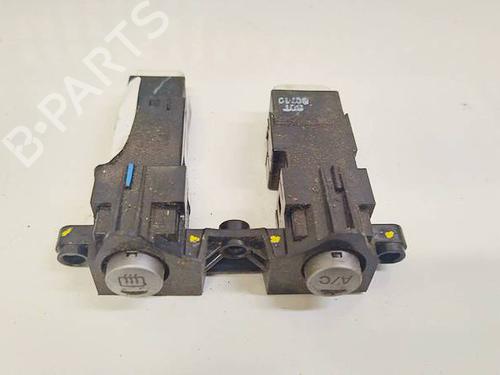 Interruttore Interruttore VW VENTO (1H2) 2.8 VR6 (174 hp) 34861788 34861788