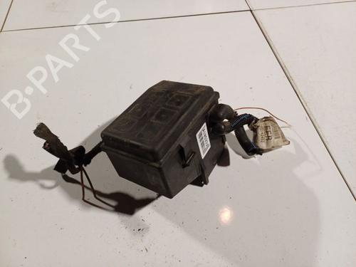 Used Fuse box Fuse box 32572362 32572362