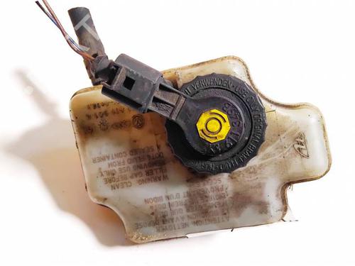 Used Brake fluid reservoir Brake fluid reservoir SKODA OCTAVIA II (1Z3) 2.0 TDI (140 hp) 35050016 35050016