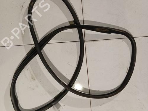 Borracha vedante da porta Borracha vedante da porta VOLVO S60 I (384) D5 (163 hp) 39701521 39701521