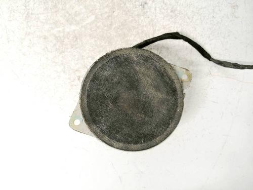 Used Speaker SUZUKI GRAND VITARA I (FT, HT) 2.7 (JA 627) (184 hp) 32567239