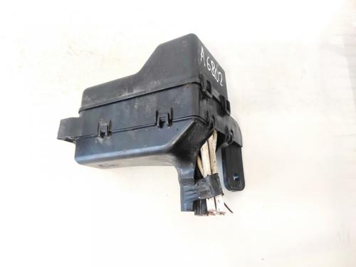 Used Fuse box Fuse box TOYOTA COROLLA Saloon (_E12_) 2.0 D-4D (CDE120_, CDE120R) (116 hp) 33085891 33085891