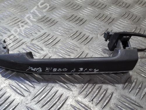 Used Front left exterior door handle Front left exterior door handle MERCEDES-BENZ E-CLASS (W210) E 300 D (210.020) (136 hp) 35664446 35664446