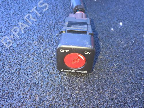 Used Switch Switch CITROËN XSARA PICASSO (N68) 1.6 (88 hp) 33531381 33531381