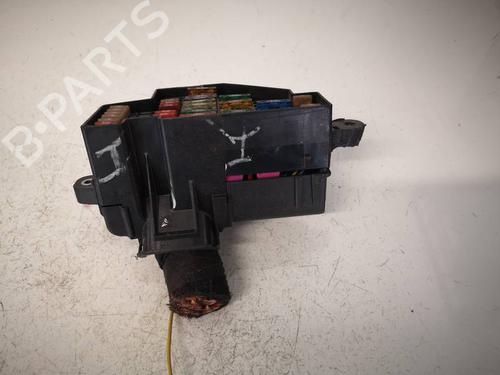 Fuse box VW JETTA III (1K2) 2.0 TDI 16V | BP36379829E1 - Image 2