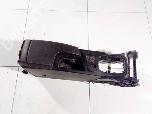 Used Armrest / Center console Armrest / Center console 35101383 35101383